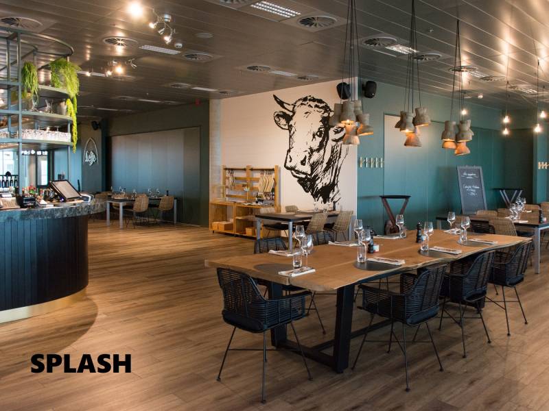 Parquet vinyle Colorado Splash restaurant 100%Bois Aquitaine