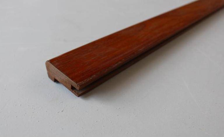 Pour vos finitions d'escalier, 100%BOIS VOUS PROPOSE DES NEZ DE MARCHE en MERBAU MASSIF.Finition au choix à apposer par vos soins.