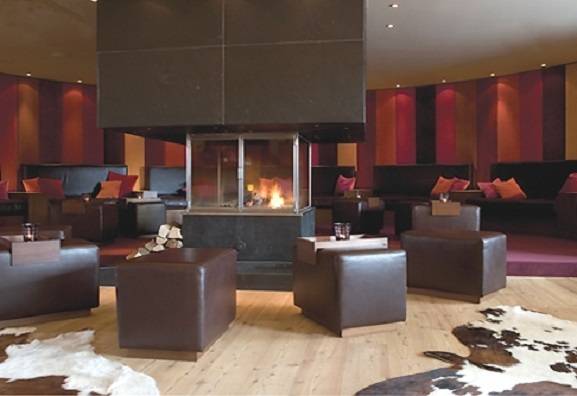 Tout le charme d'un parquet chêne. L'avantage d'un parquet brut? Vous allez pouvoir lui apposer la finition de votre choix et en faire un parquet unique.