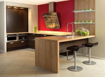 Réalisation désign pour ce plan de travil ilot en L.réalisé par notre ébéniste partenaire