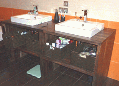 Vous chercher à réaliser vos meubles, tablettes, escaliers...100%bois peut vous proposer ses plans de travail en bois massif brut lamellé collé.Du Merbau, Teck, Palissandre, Chêne...b