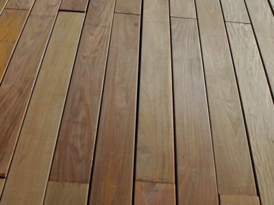 Lame terrasse en bois exotique IPE chez 100%Bois à Bordeaux